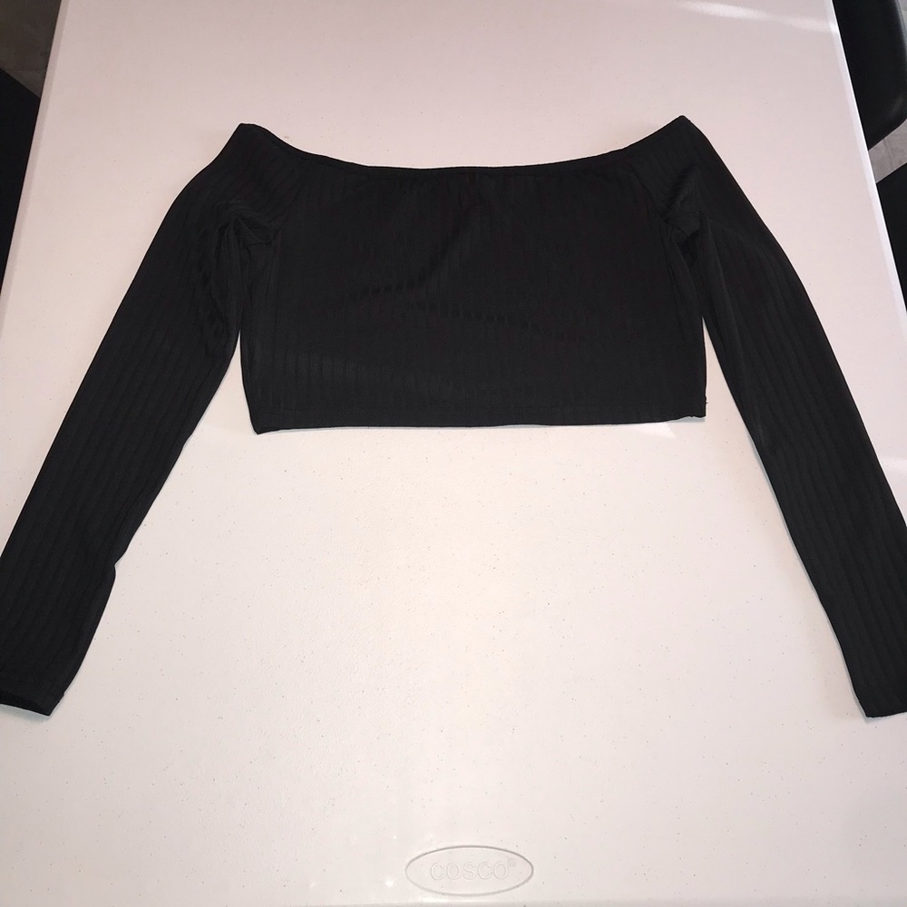 Black crop top Sz small